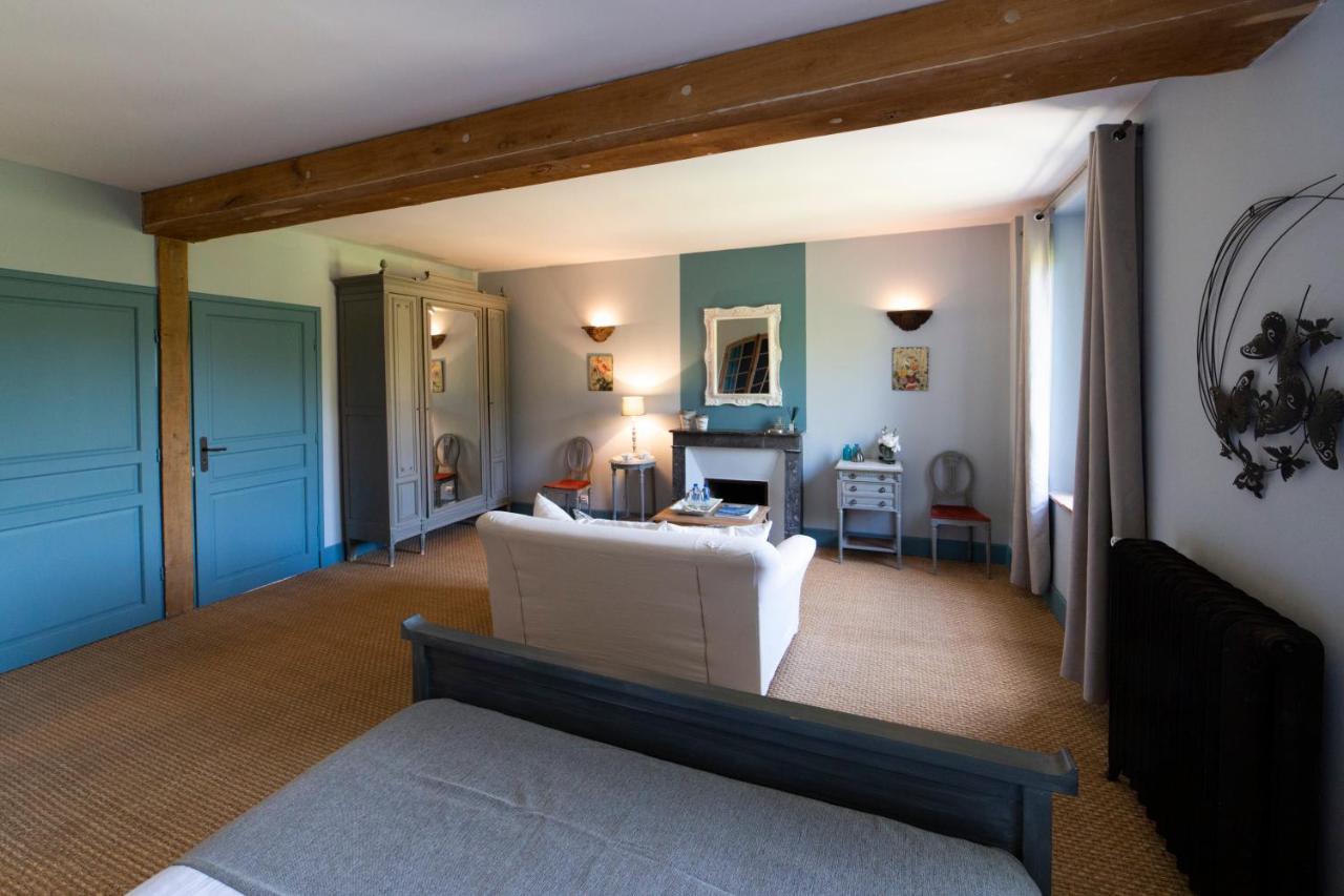 Bed and Breakfast La Ferme de Bouchemont à Saint-Symphorien-le-Chateau Extérieur photo