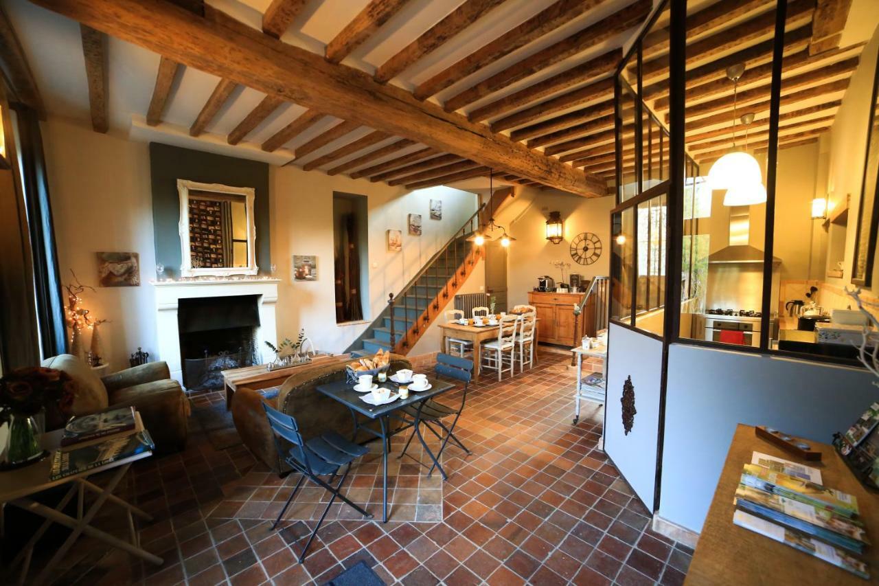 Bed and Breakfast La Ferme de Bouchemont à Saint-Symphorien-le-Chateau Extérieur photo